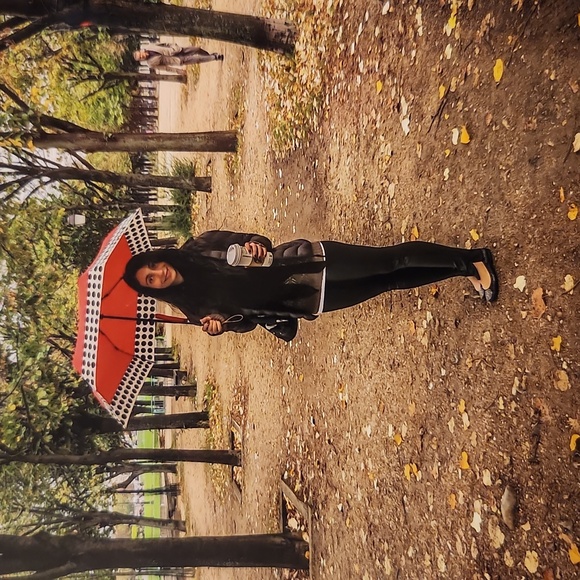 $8 Unlisted - Picture 10 of 13